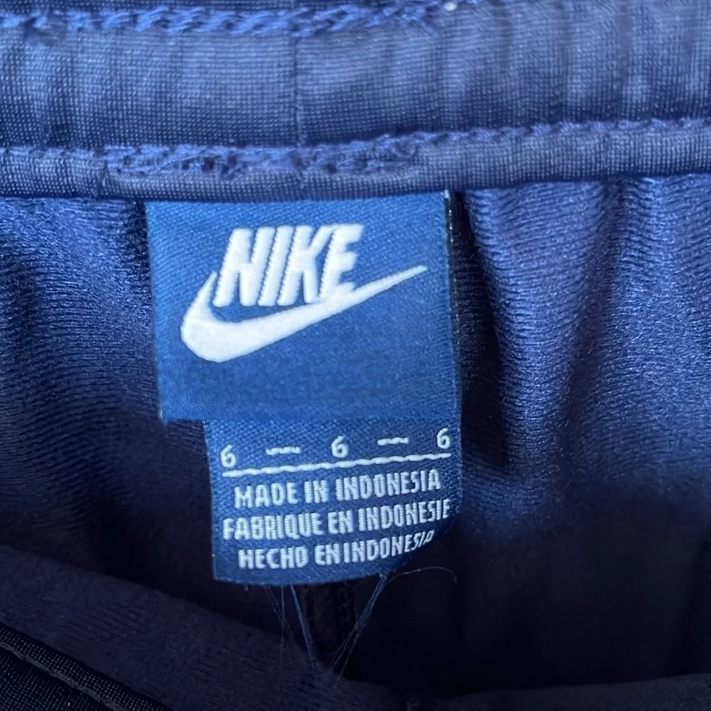 Brand New Nike Tracksuit Zip Up Jacket Track Pants Navy Blue Hot Pink Sporty - Picture 12 of 15